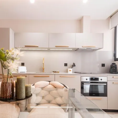 Apartment Lofts Nou Mestalla *